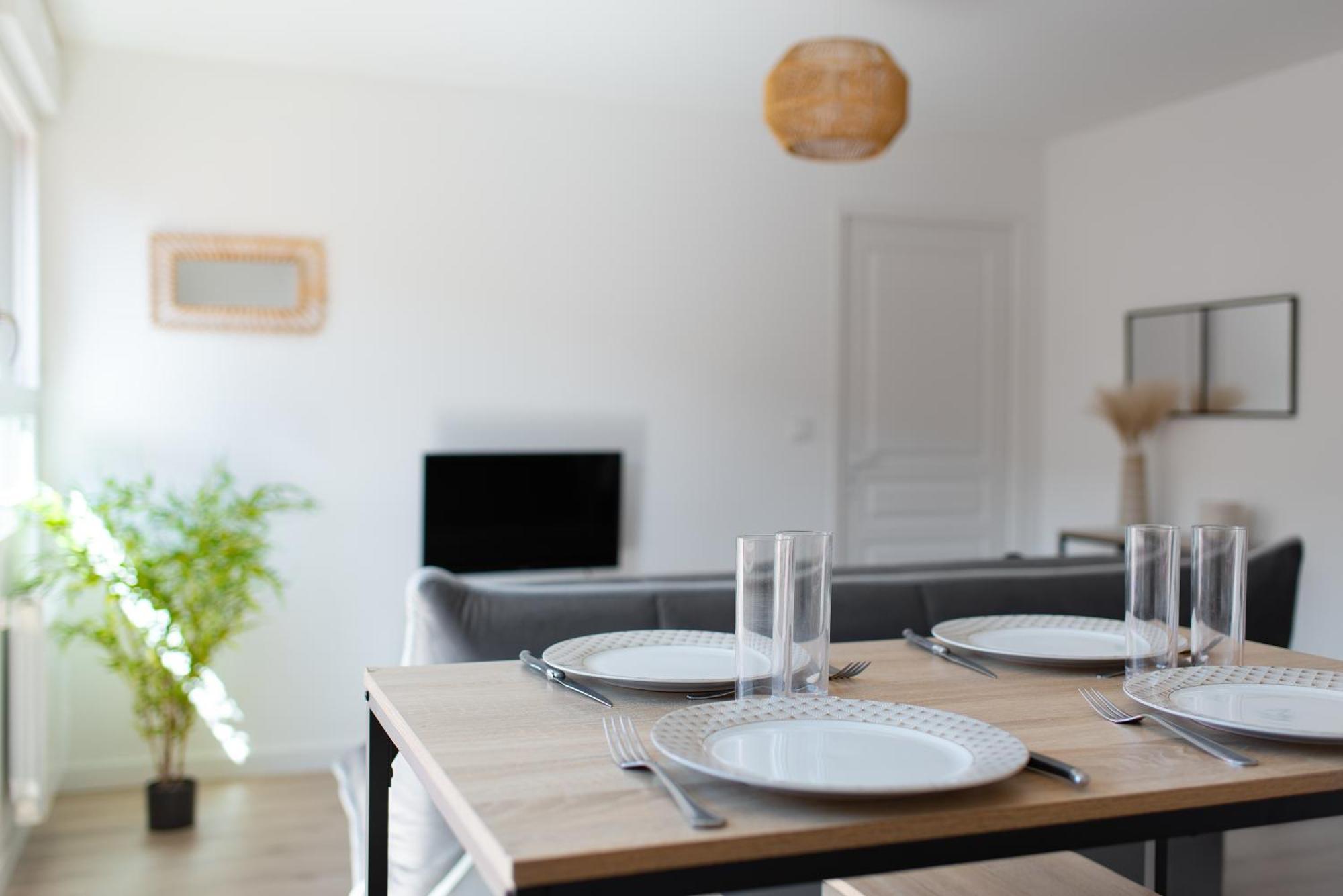 T2 Avec Parking Gratuit - Proximite Gare Appartement *